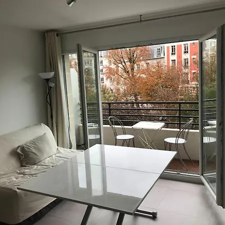 Апартаменты Agreable Studio Refait A Neuf Avec Terrasse *